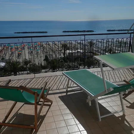 B&B Attico Mare-2