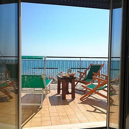 B&B Attico Mare-3